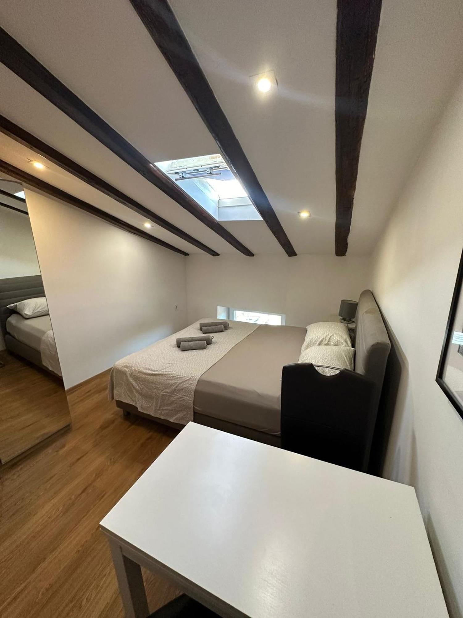 Apartment In The Heart Of Pula Exteriör bild